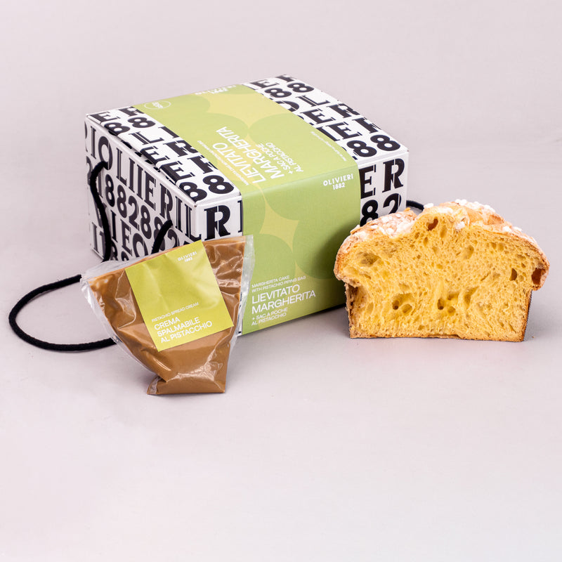 Lievitato Margherita con sac a poche al Pistacchio