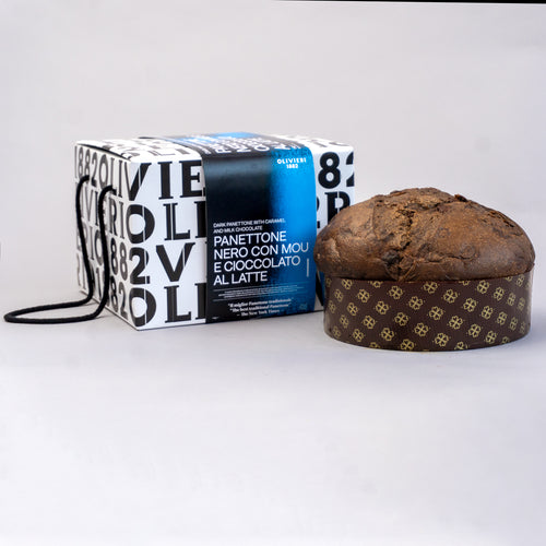 Panettone Nero con Mou e Cioccolato al Latte