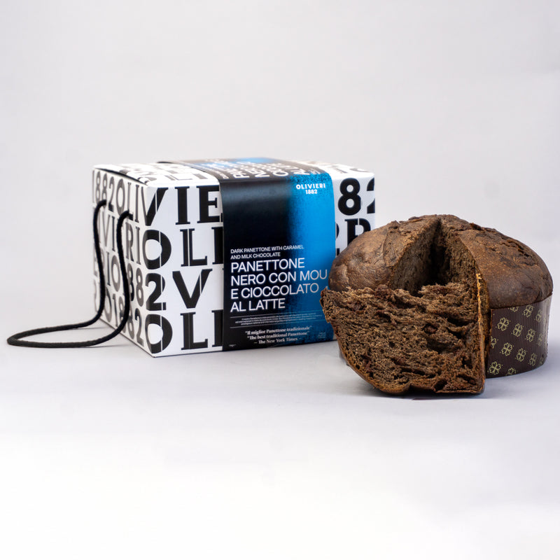 Panettone Nero con Mou e Cioccolato al Latte