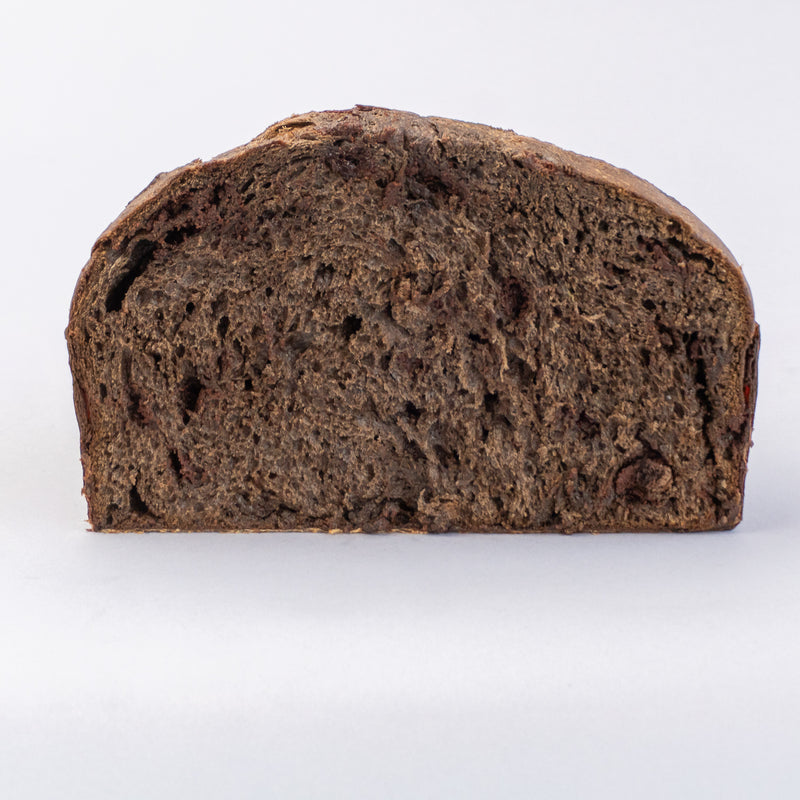 Panettone Nero con Mou e Cioccolato al Latte