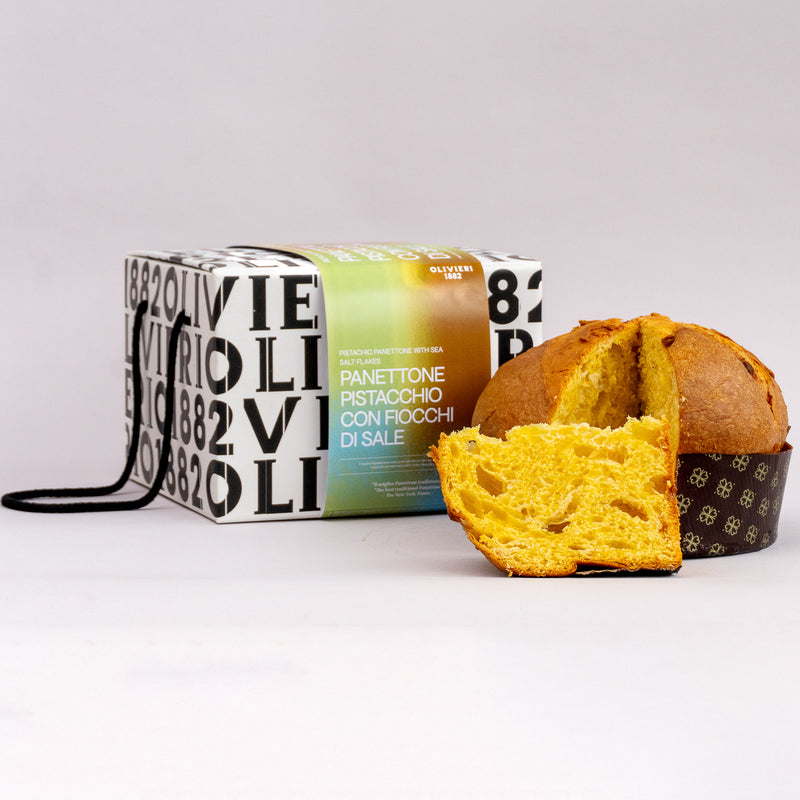 Panettone à la pistache et aux flocons de sel